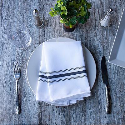 Mariposa Bistro Napkin 18x22 Black Stripe, Case Of 120 (BISTRO-BL-CS)