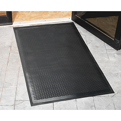 Genuine Joe Clean Step Scraper Floor Mats (GJO70467)