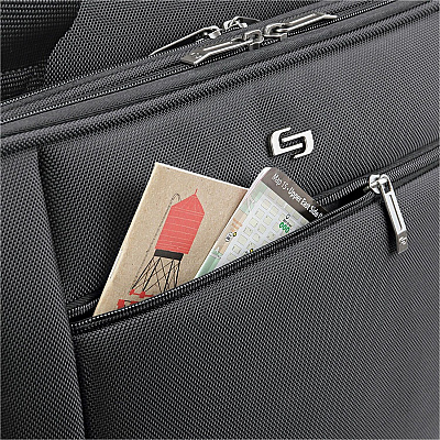 Solo Classic Carrying Case (Portfolio) for 17.3" Notebook - Black (USLPT1364)