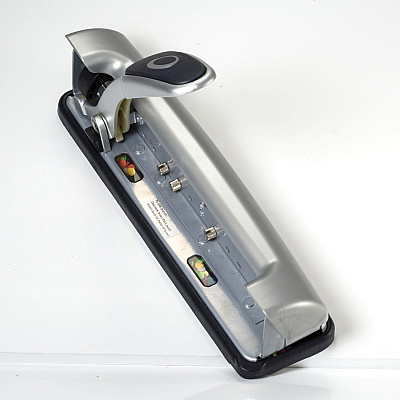 Officemate EZ Lever Adjustable 2-3 Hole Punch (OIC90050)