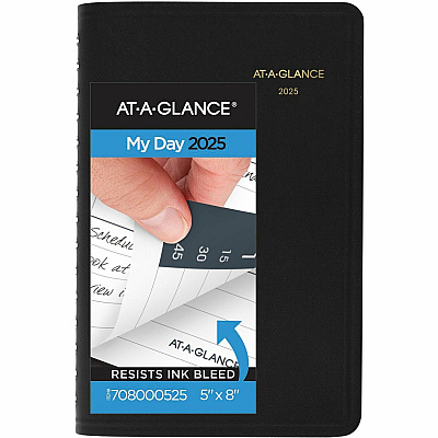 AT-A-GLANCE Daily Appointment Book with 15-Minute Appointments, One Day/Page: Mon to Sun, 8 x 5, Black Cover, 12-Month (Jan to Dec): 2026 (7080005)