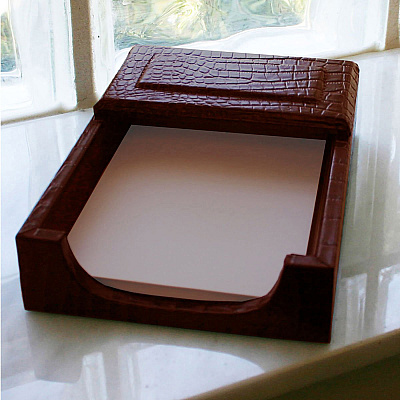 Dacasso Crocodile Embossed Memory Holder (A2009)