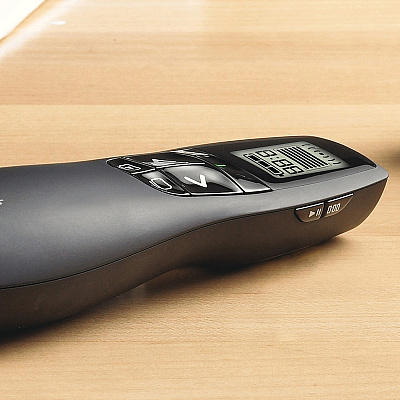 Logitech R800 Laser Presentation Remote (LOG910001350)