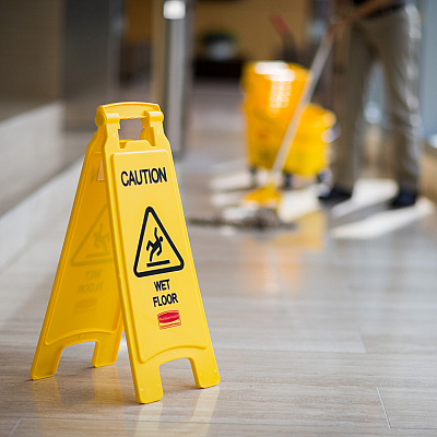 Rubbermaid Commercial Caution Wet Floor Safety Sign (RCP611277YW)