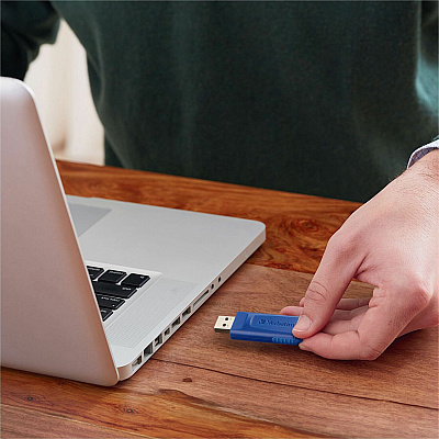 Verbatim 16GB USB Flash Drive - Blue (VER97275)