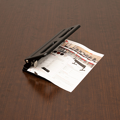 Business Source Heavy-duty 3-hole Punch (BSN65625)