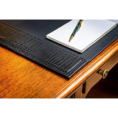 Dacasso Crocodile Embossed Leather Side-Rail Desk Pad (P2201)