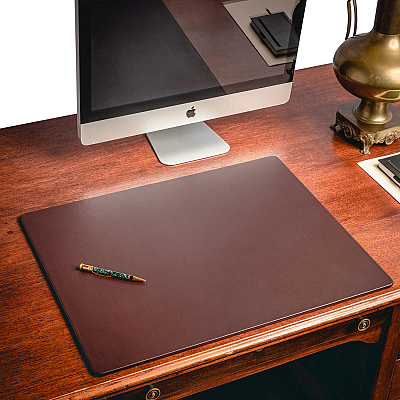 Dacasso Leather Desk Mat (P3419)