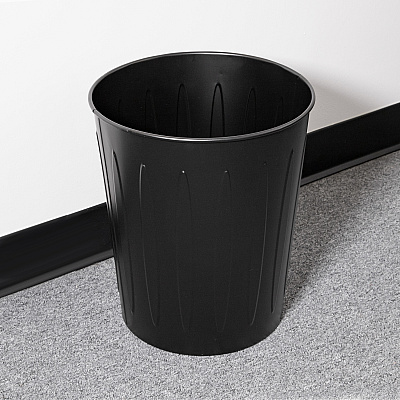 Genuine Joe 6-gallon Fire-safe Trash Can (GJO58897)