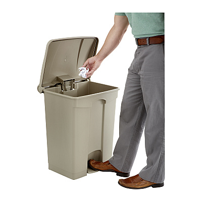 Safco Plastic Step-on Waste Receptacle (SAF9922TN)