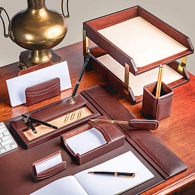 Dacasso Leather Desk Set (D3420)