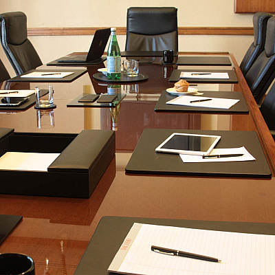 Dacasso Leather Conference Table Pad (P1030)