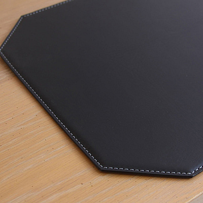 Dacasso Leatherette Cut Corner Placemat (H1148)