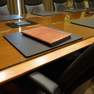 Dacasso Leatherette Conference Table Pad (P1031)