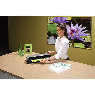 Fellowes Neptune3 125 Laminator & Pouch Starter Kit (5721401)
