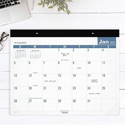 At-A-Glance Easy to Read Desk Pad (SKLP2432)