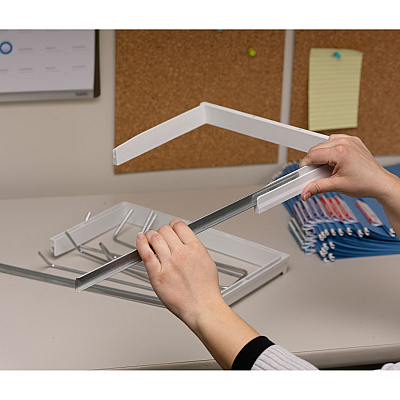 Smead Heavy-Duty Adjustable Hanging Folder Frame (SMD64850)