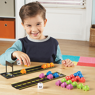 Learning Resources Mini Motor Math Activity Set (LRN7731)