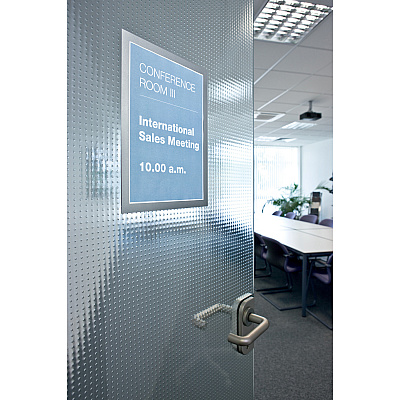 Durable DURAFRAME Self-Adhesive Magnetic Letter Sign Holder (DBL476823)
