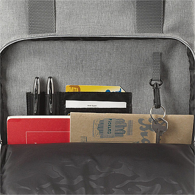 Solo Re:claim Carrying Case (Backpack) for 15.6" Notebook - Gray (USLUBN76010)