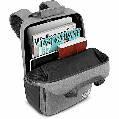 Solo Re:claim Carrying Case (Backpack) for 15.6" Notebook - Gray (USLUBN76010)