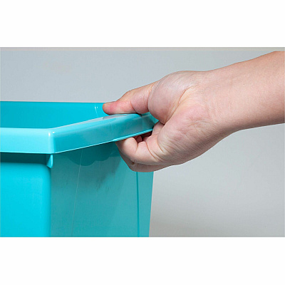 Storex 4-gallon Storage Bin (STX61514U06C)