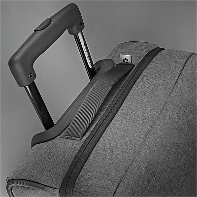 Solo Re:treat Travel/Luggage Case (Carry On) Travel Essential - Gray (USLUBN91410)