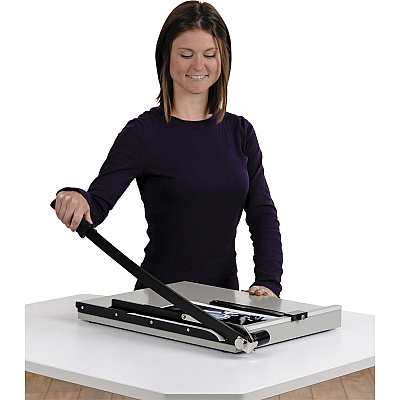 Dahle Vantage 18e Guillotine Paper Trimmer (40018)