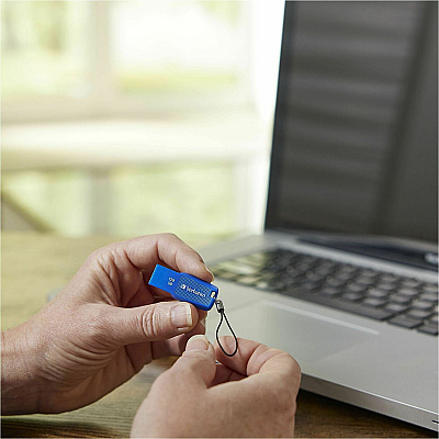 Verbatim 128GB Ergo USB 3.0 Flash Drive - Blue (70880)