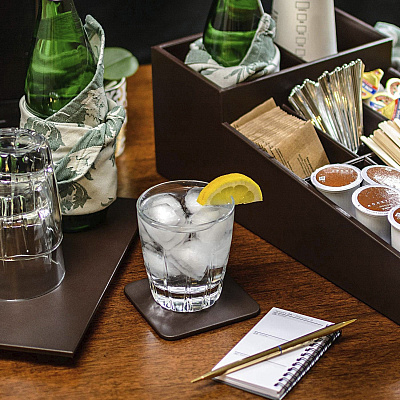 Dacasso Leather Square Coaster Set (A3443)