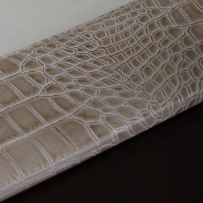 Protacini Breeze Beige Italian Patent Leather 34" x 20" Side-Rail Desk Pad (P6301)