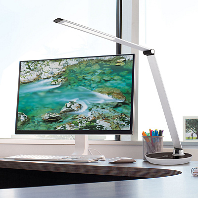 OttLite Desk Lamp (OTTWW10SK1)