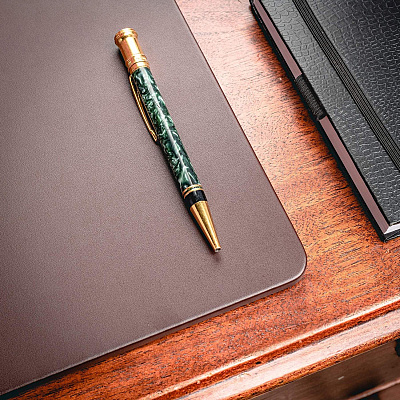 Dacasso Leatherette Desk Mat (P3433)