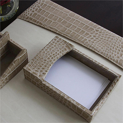 Protacini Breeze Beige Italian Patent Leather 4" x 6" Memo Holder (A6309)