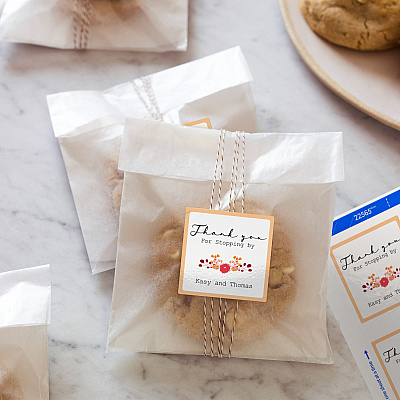 Avery Sure Feed Glossy White Square Labels (AVE22565)