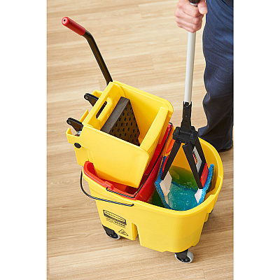 Rubbermaid Commercial Adaptable Flat Mop Kit (RCP2132426)