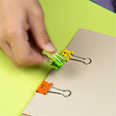 Officemate Smiling Faces Binder Clips, 42PC (OIC31090)