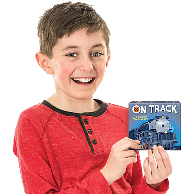 TREND On Track Three Corner Card Game (TEPT20006)