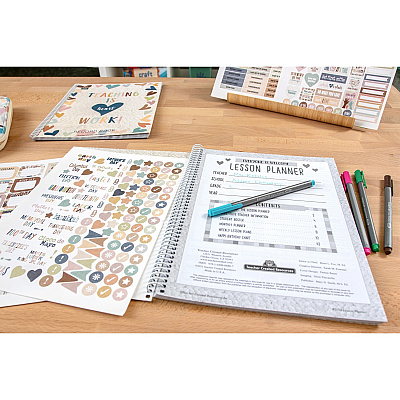 Teacher Created Resources Everyone Is Welcome Planner (TCR7154)