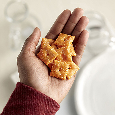 Cheez-It Original Baked Snack Crackers (KEB93996)