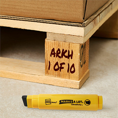 Avery UltraDuty Markers, XL Wide Tip, 1 Black Marker (AVE29865)