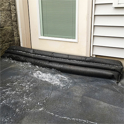 Quick Dam Grab & Go Flood Control Kit (APRQDGG510)
