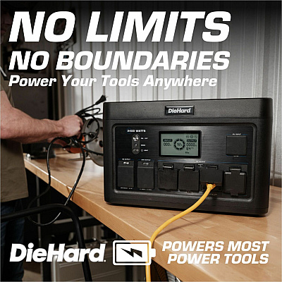 DieHard 2400-Watt Lithium-ion Portable Power Station/Solar Generator (ESMDH2000401)