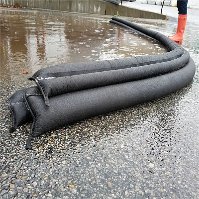 Quick Dam Grab & Go Flood Control Kit (APRQDGG105)