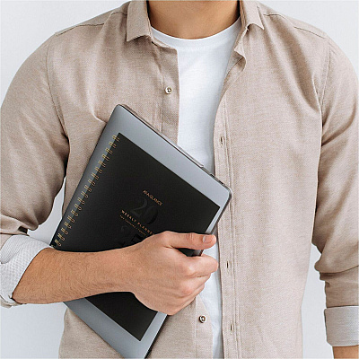 AT-A-GLANCE Signature Lite Weekly Monthly Planner (YP905L05)
