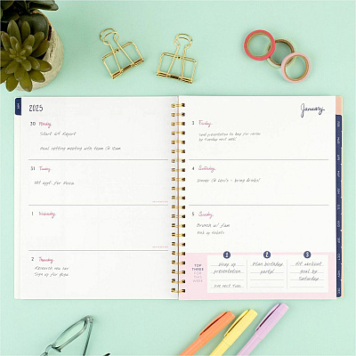 AT-A-GLANCE EttaVee Weekly/Monthly Planner (AAGEV21905)