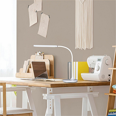 OttLite Extended Reach LED Desk Lamp (CSN8500CSHPR)