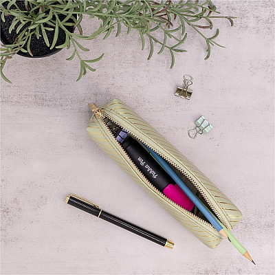 PUKKA PAD Haze Carrying Case Pencil - Green (9981GNHZE)