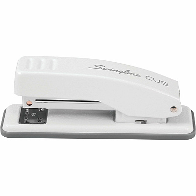 Swingline Cub Compact Stapler (1067)