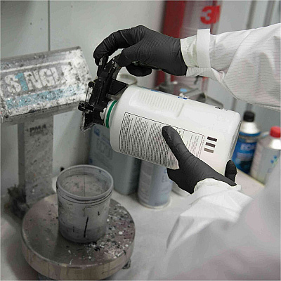 GloveWorks by AMMEX GloveWorks by AMMEX Powder-Free Industrial RDT Nitrile Gloves (GWBN49100)